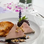 Korona And Restaurant
