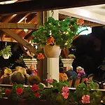 Casa de hóspedes Korona And Restaurant