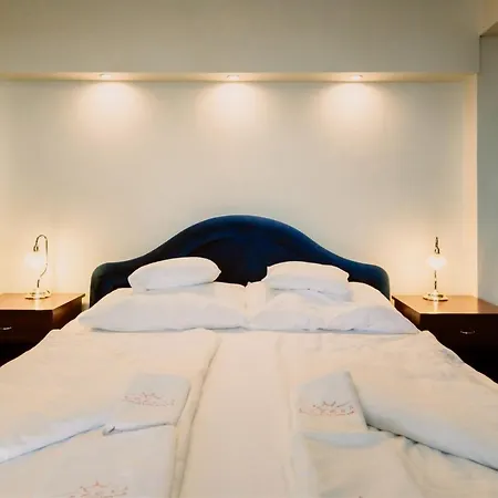 Korona And Restaurant Guest house 3*