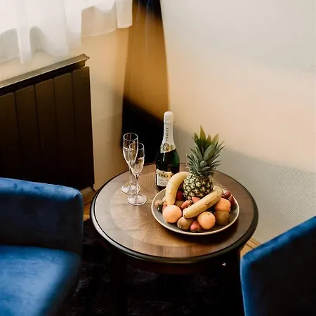 Korona And Restaurant Guest house 3*