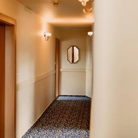 Korona And Restaurant Guest house Heviz