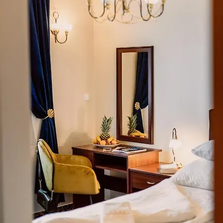Guest house Korona And Restaurant Heviz