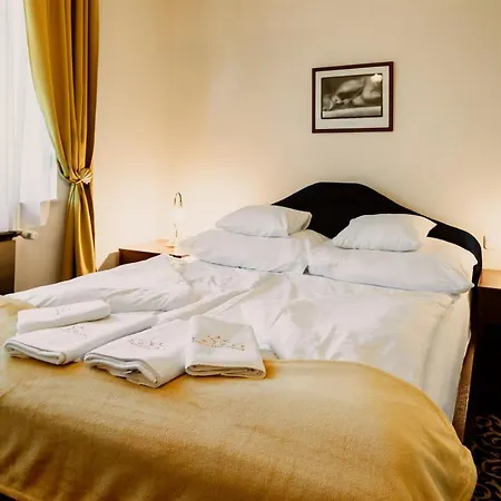 Guest house Korona And Restaurant 3*