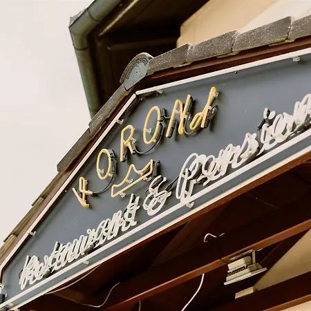Korona And Restaurant Guest house 3*