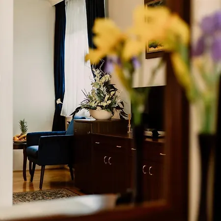 Guest house Korona And Restaurant Heviz