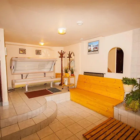 Guest house Korona And Restaurant 4*