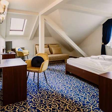 Korona And Restaurant Vendégház 4*