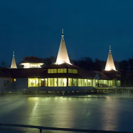 Korona And Restaurant Casa de hóspedes Hévíz