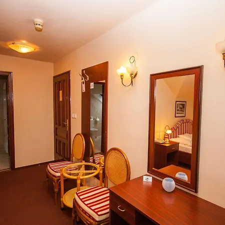 Korona And Restaurant Guest house Heviz
