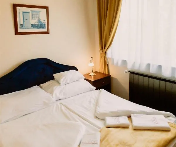 Korona And Restaurant