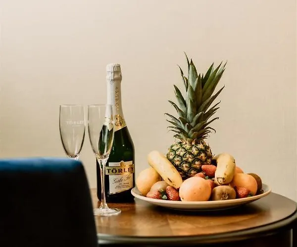 ゲストハウス Korona And Restaurant