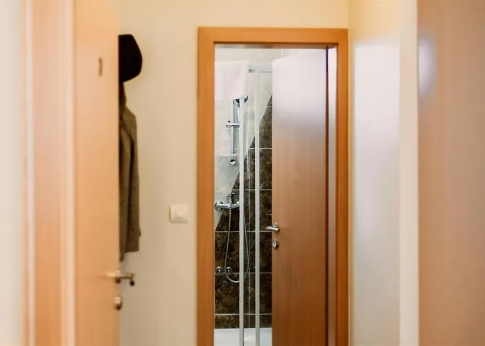 Korona And Restaurant