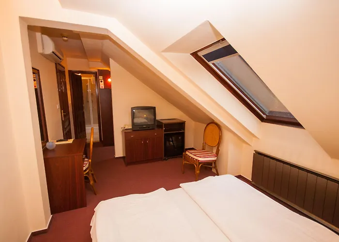 Korona And Restaurant 4* Хевиз