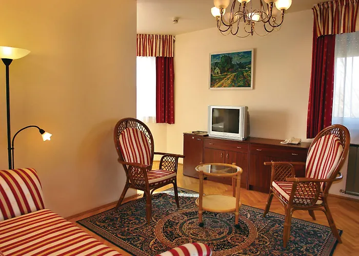 Korona And Restaurant 4* Хевиз