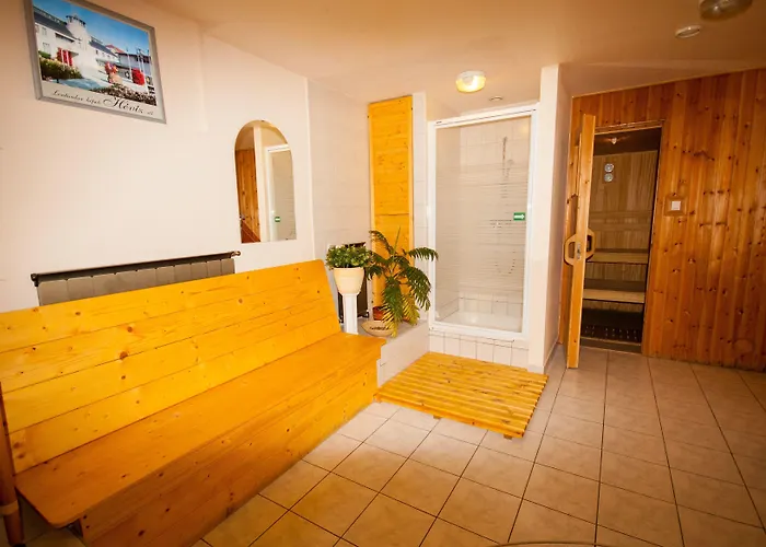 ゲストハウス Korona And Restaurant