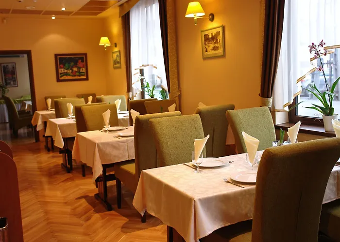 Korona And Restaurant Гостевой дом