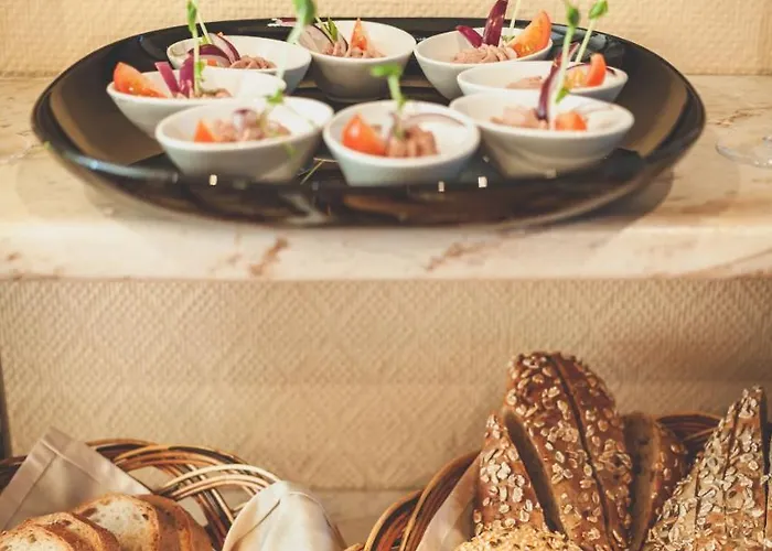 Korona And Restaurant Гостевой дом