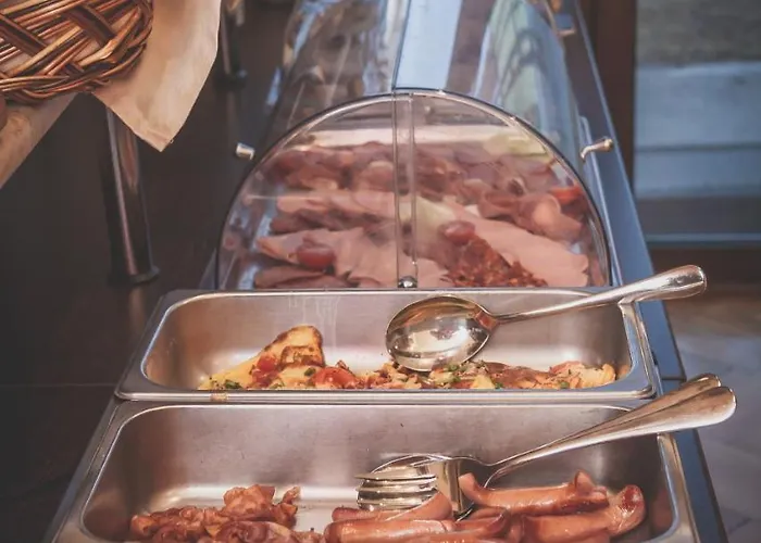 Korona And Restaurant 4*